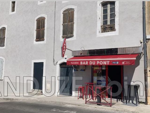 Maison 4 pièces 300 m²