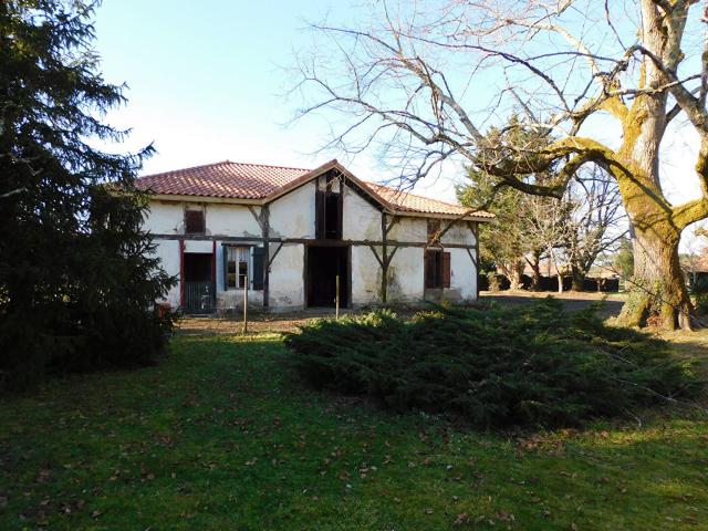 Maison 4 pièces 335 m²