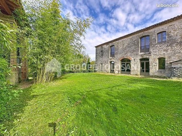 Maison 4 pièces 333 m²