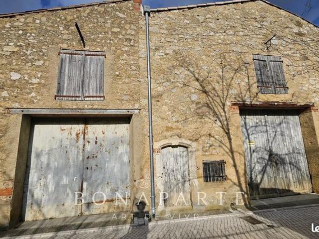 Maison 4 pièces 375 m²