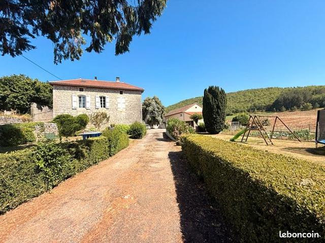 Maison 4 pièces 410 m²