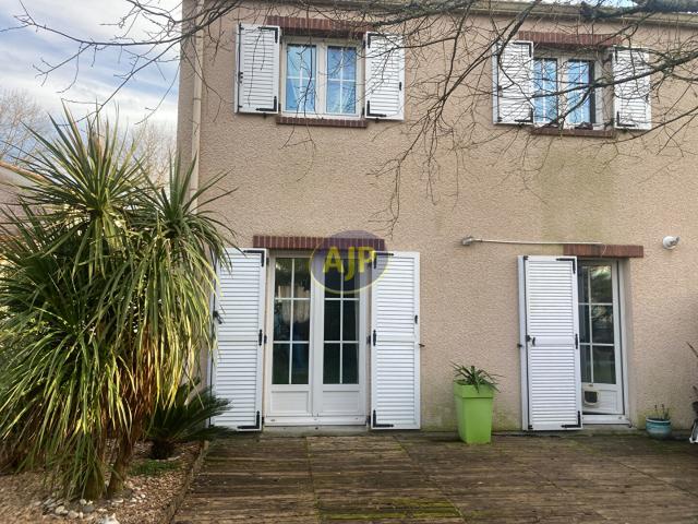 Maison 4 pièces 84 m²