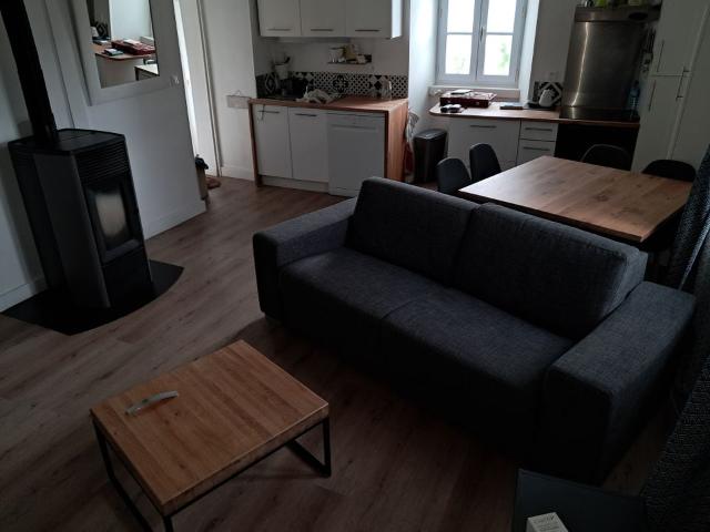Maison 4 pièces, 57 m² à louer à Courlay 79440