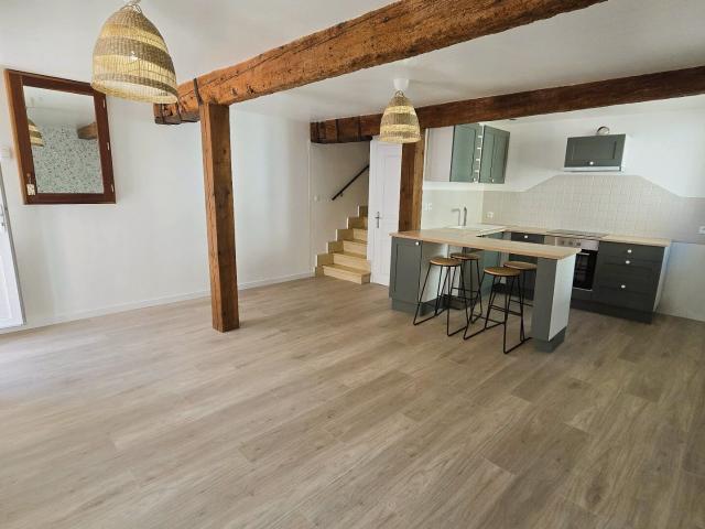 Maison 4 pièces, 58 m² à louer à Mazères 09270