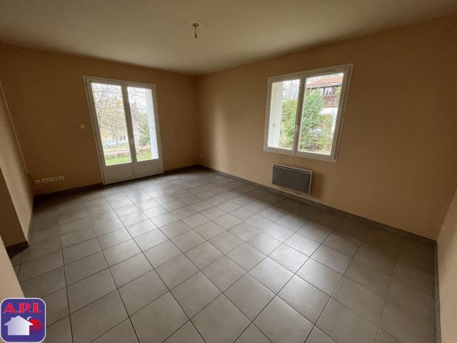 Maison 4 pièces, 68 m² à louer à Calmont 31560
