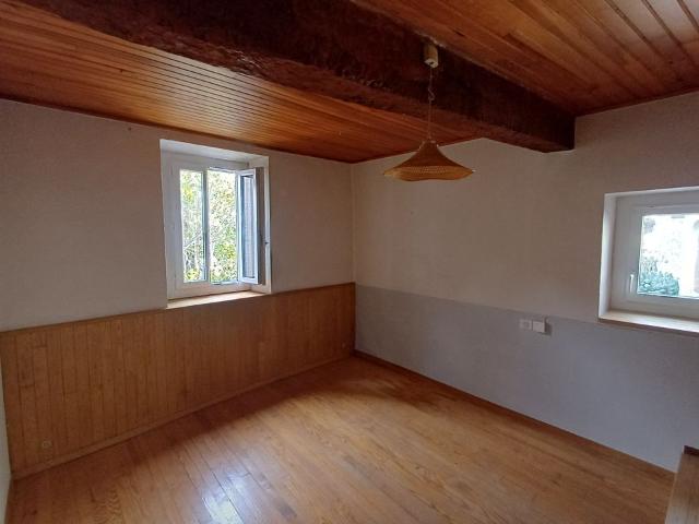 Maison 4 pièces, 70 m² à louer à Arignac 09400