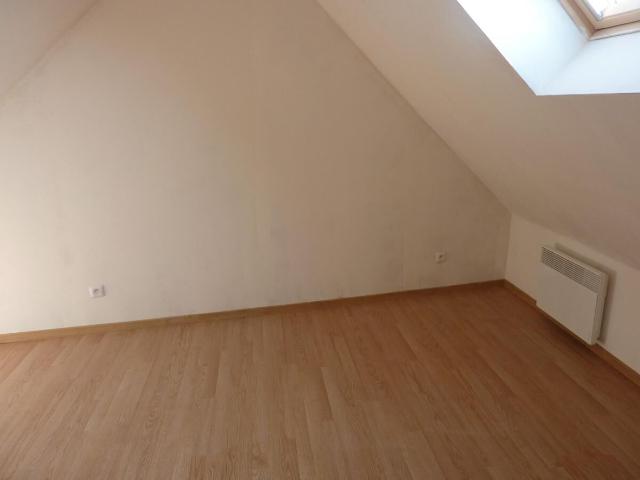 Maison 4 pièces, 70 m² à louer à Bantouzelle 59266