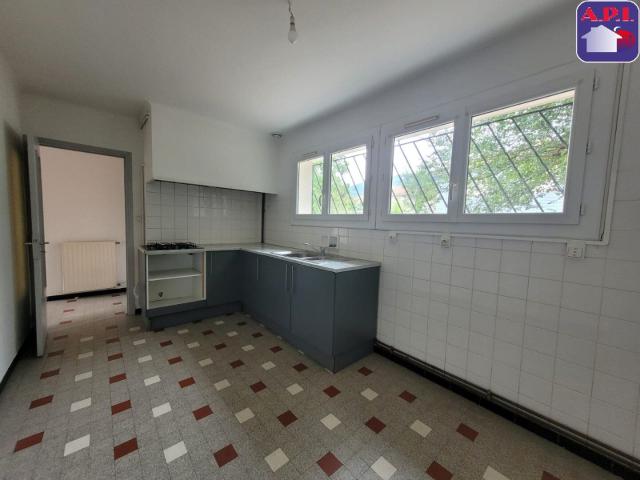 Maison 4 pièces, 73 m² à louer à Saint Paul de Jarrat 09000