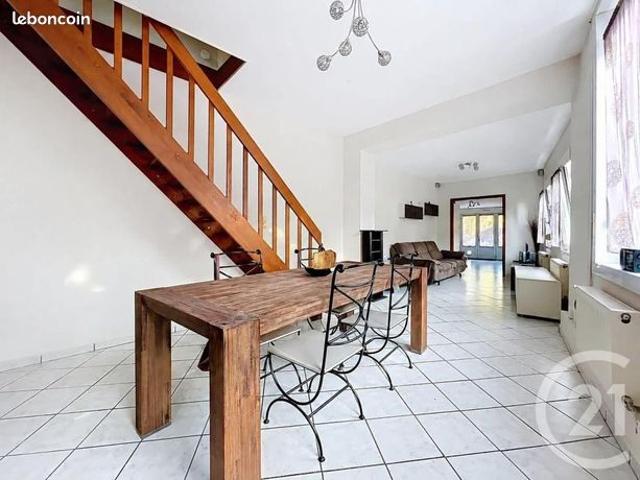 Maison 4 pièces 74 m²