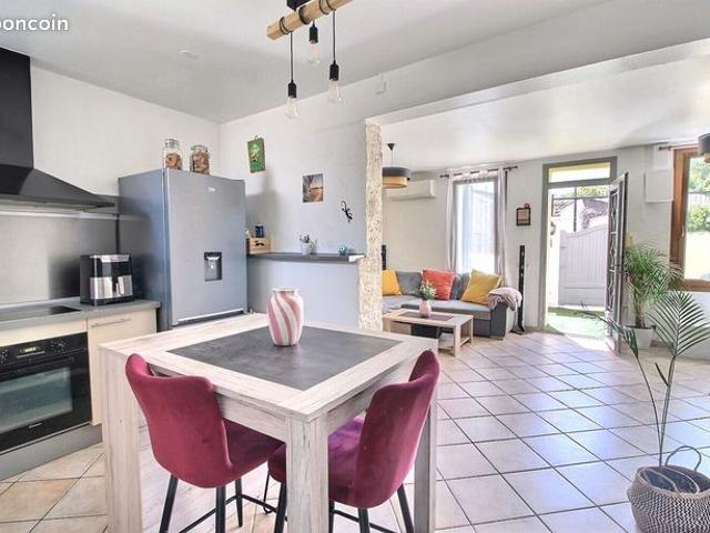 Maison 4 pièces 75 m²