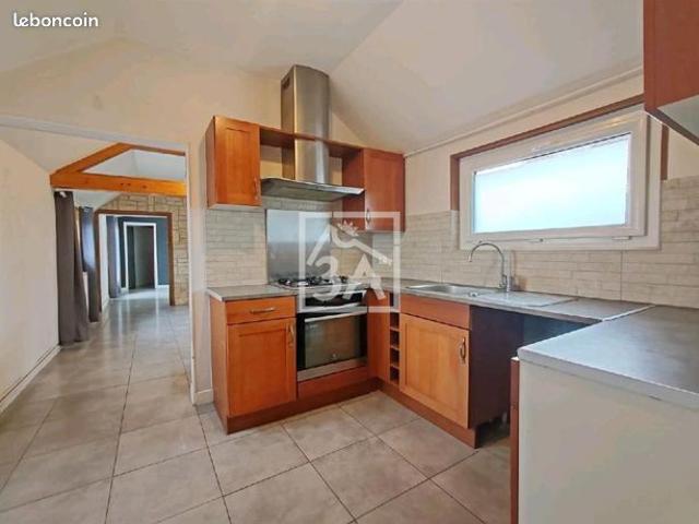 Maison 4 pièces 75 m²