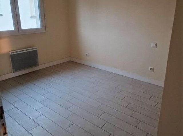 Maison 4 pièces, 75 m² à louer à Podensac 33720