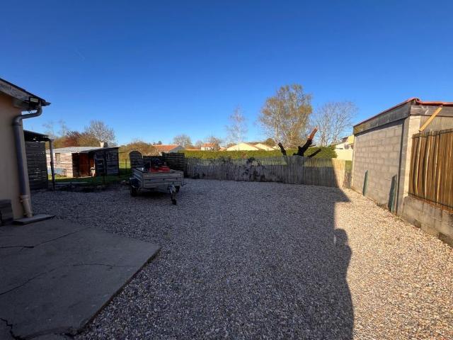 Maison 4 pièces, 76 m² à louer à Blaye 33390