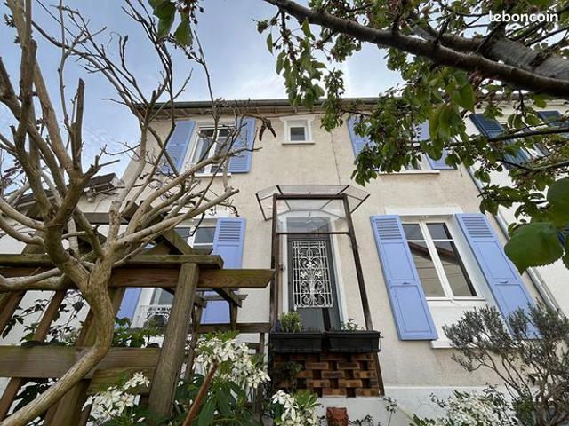 Maison 4 pièces 77 m²