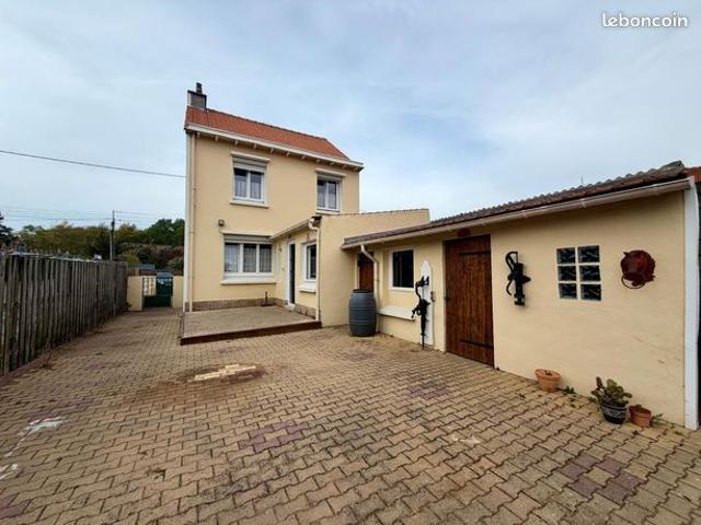 Maison 4 pièces 77 m²