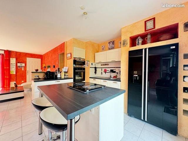 Maison 4 pièces 77 m²