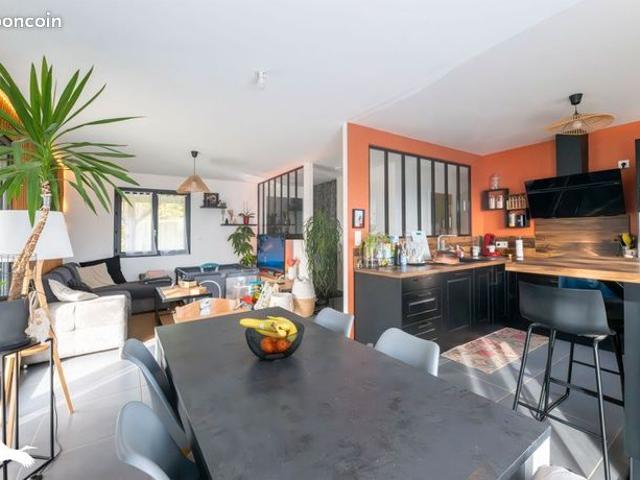 Maison 4 pièces 77 m²