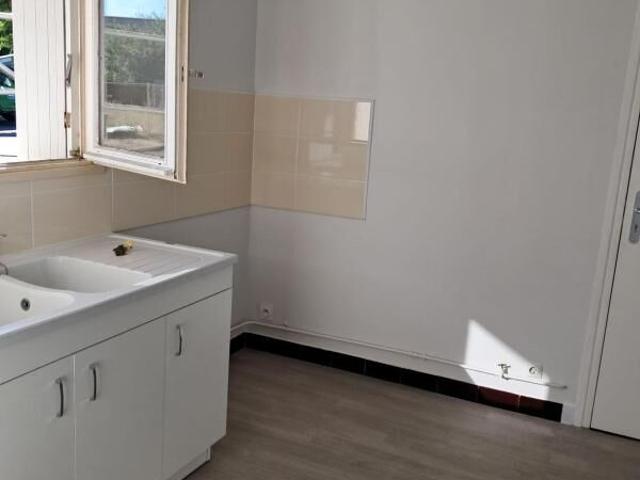 Maison 4 pièces, 79 m² à louer à Hommes 37340