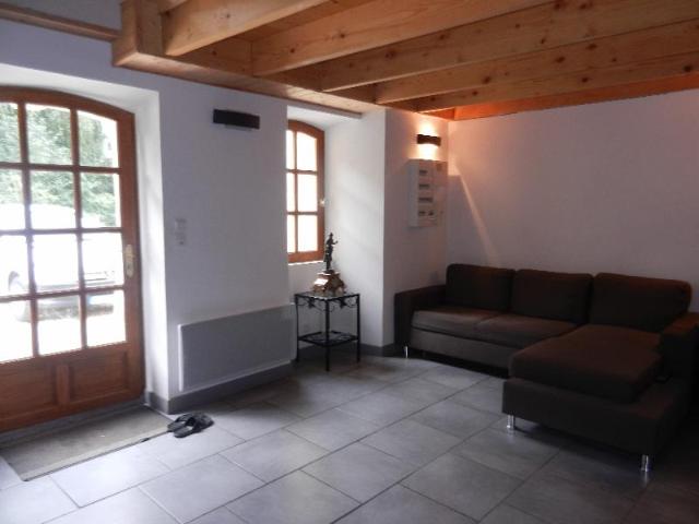 Maison 4 pièces, 80 m² à louer à Saint Martin du Bois 33910