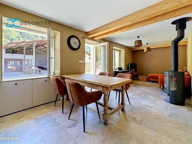 Maison 4 pièces 81 m²