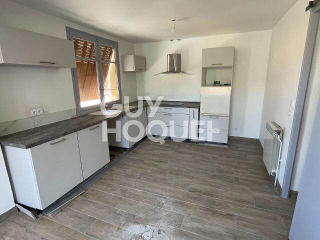 Maison 4 pièces, 81 m² à louer à Corbère les Cabanes 66130