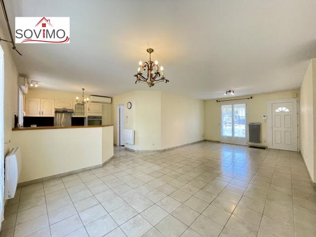 Maison 4 pièces, 81 m² à louer à Manot 16500