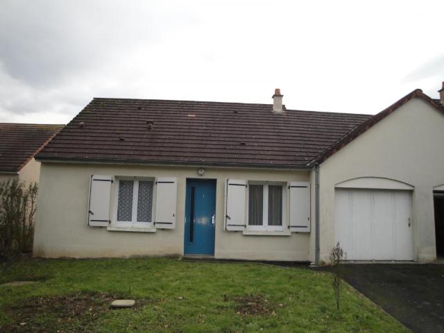 Maison 4 pièces, 81 m² à louer à Préaux 36240