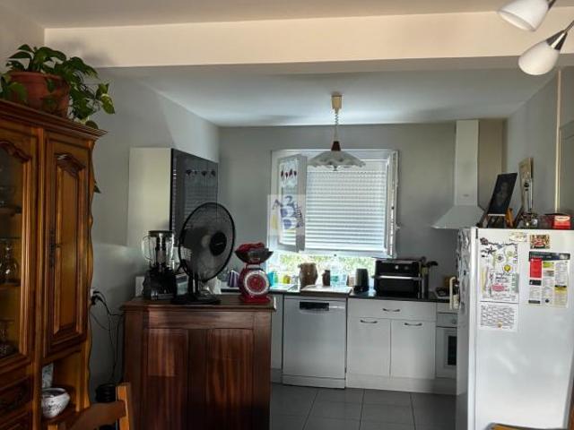 Maison 4 pièces, 81 m² à louer à Ruelle sur Touvre 16600