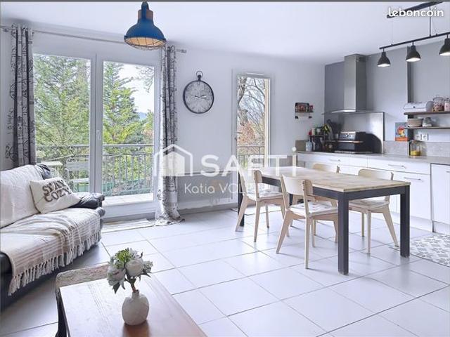 Maison 4 pièces 82 m²