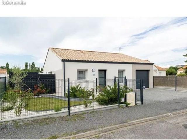 Villa 4 pièces 82 m²