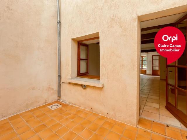 Maison 4 pièces, 82 m² à louer à Burlats 81100