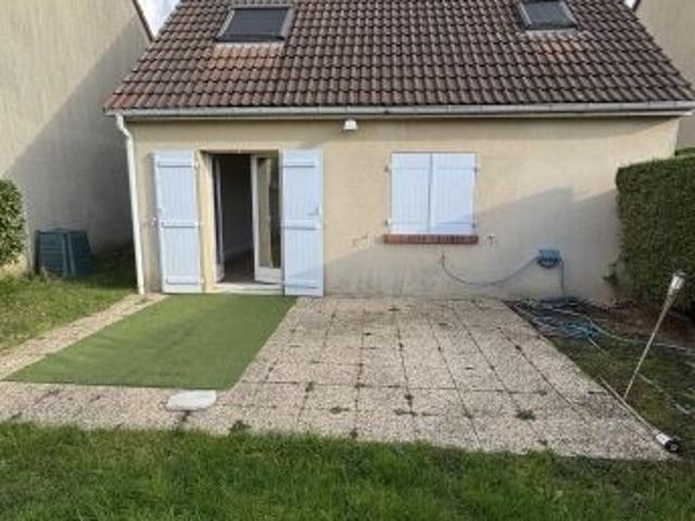 Maison 4 pièces, 83 m² à louer à Orléans 45100