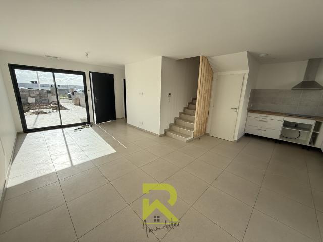 Maison 4 pièces, 83 m² à louer à Vias 34450