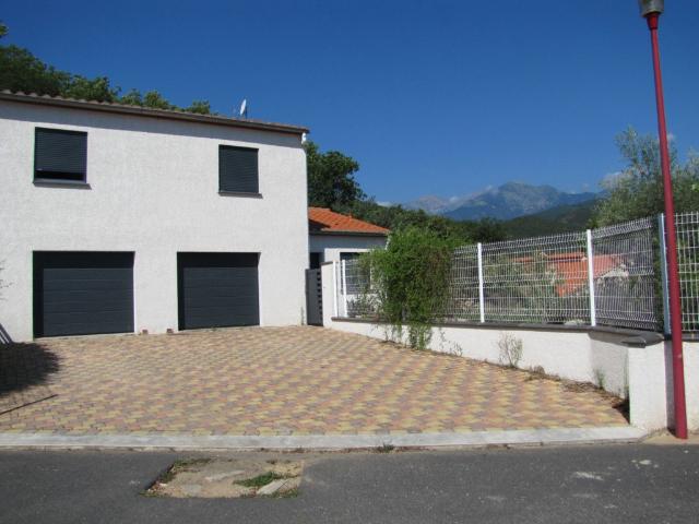Maison 4 pièces 84 m²