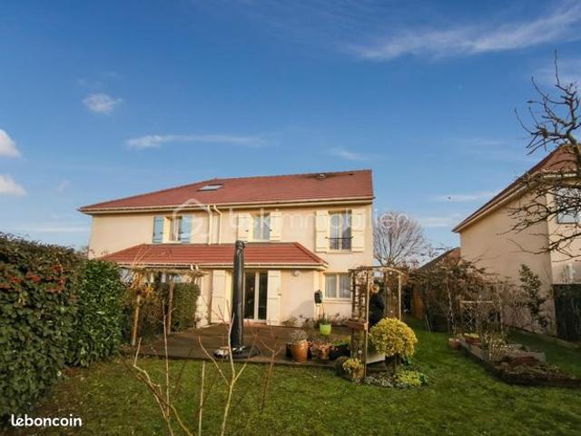 Maison 4 pièces 84 m²