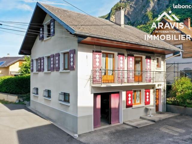 Maison 4 pièces 84 m²