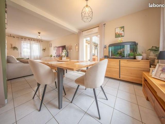 Maison 4 pièces 84 m²