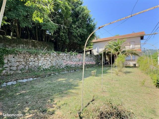Maison 4 pièces 84 m²