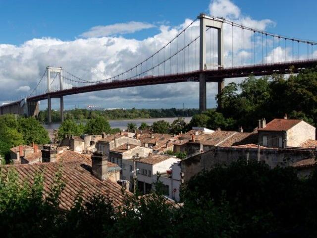 Maison 4 pièces, 84 m² à louer à Lormont 33310