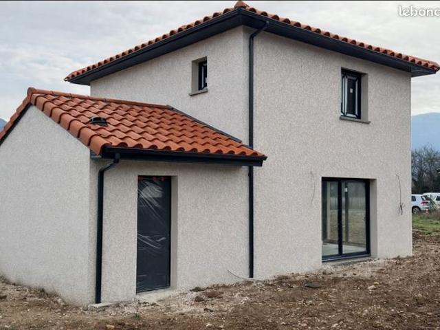 Maison 4 pièces 85 m²