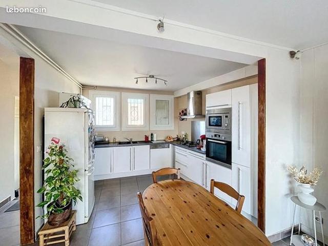 Maison 4 pièces 85 m²
