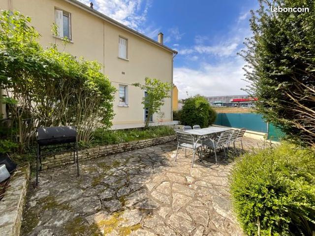 Maison 4 pièces 85 m²