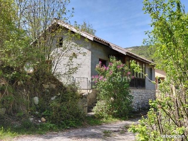 Maison 4 pièces 85 m²