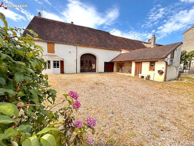 Maison 4 pièces 85 m²