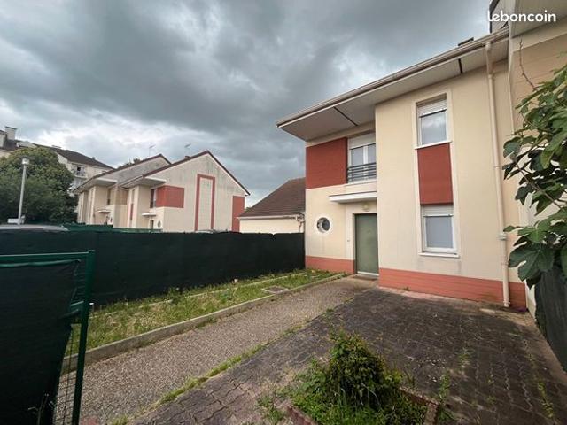 Maison 4 pièces 85 m²