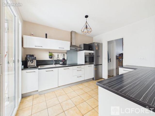Maison 4 pièces 85 m²