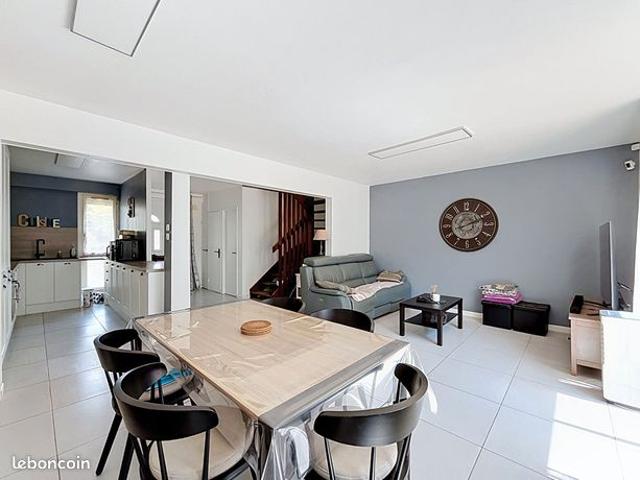 Maison 4 pièces 85 m²