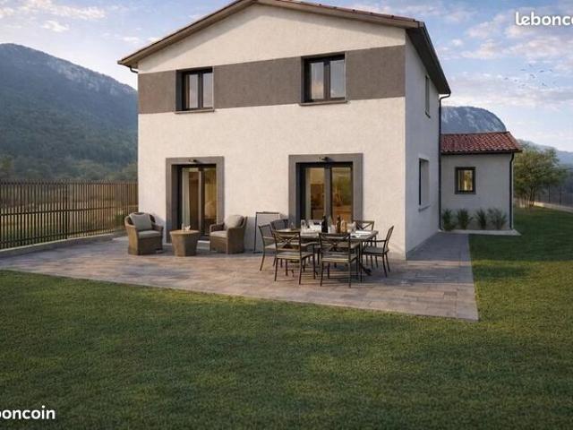 Maison 4 pièces 85 m²