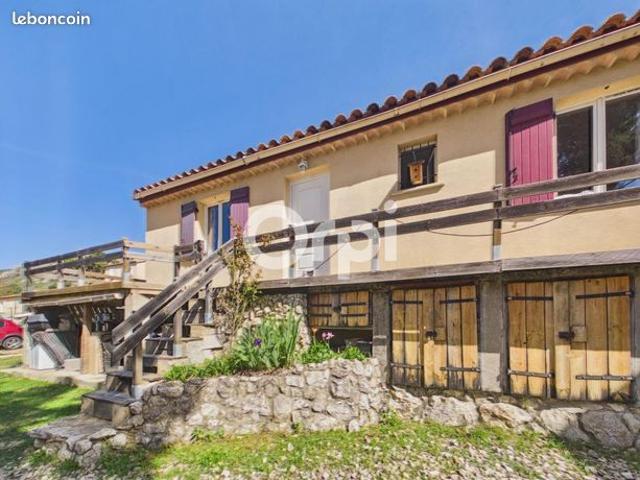 Maison 4 pièces 85 m²