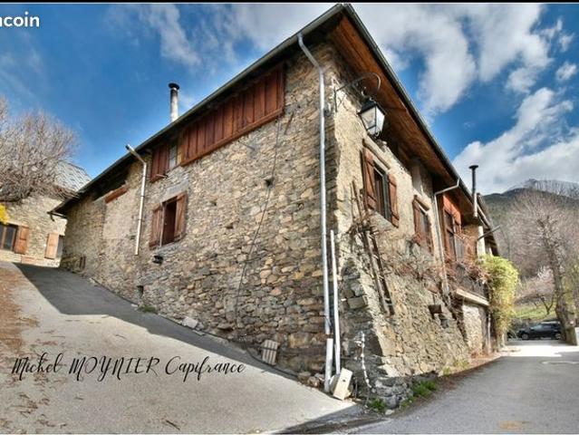 Maison 4 pièces 85 m²